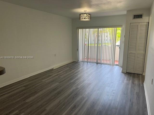 Building Photo - 1600 NE 114th St