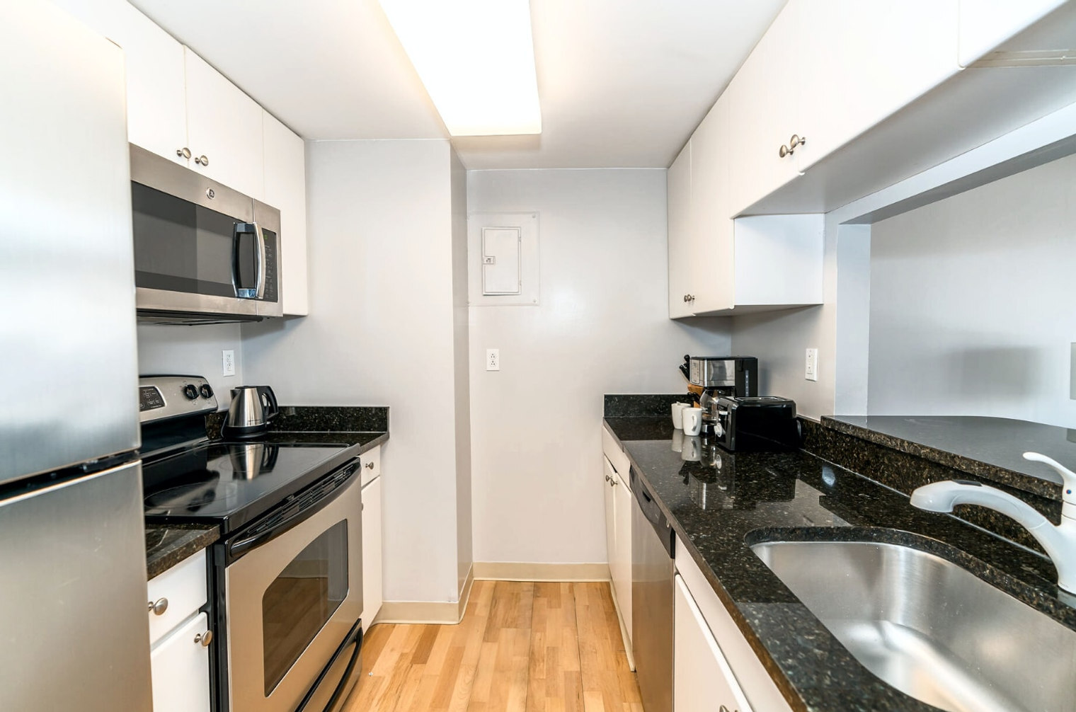 Building Photo - 127 Greyrock Pl