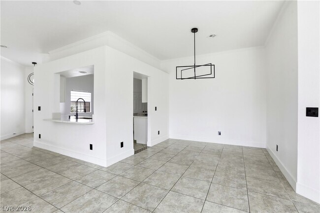 Building Photo - 5204 Elm Grove Dr