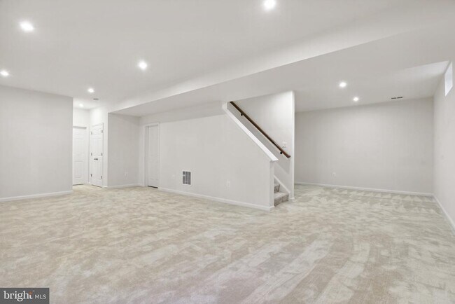 Building Photo - 203 Williamson Rd