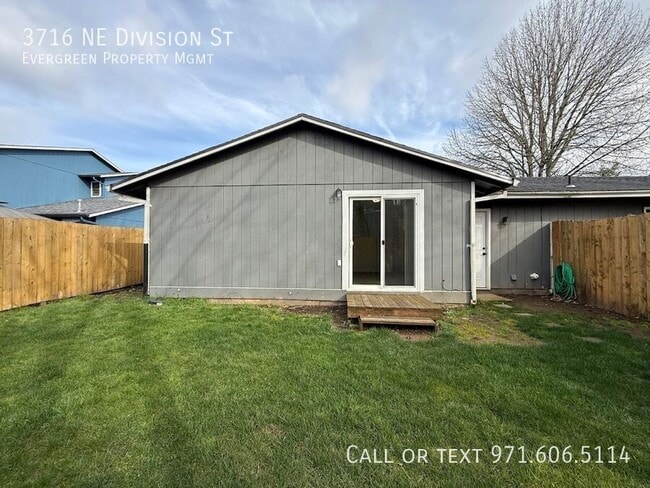 Building Photo - 3716 NE Division St