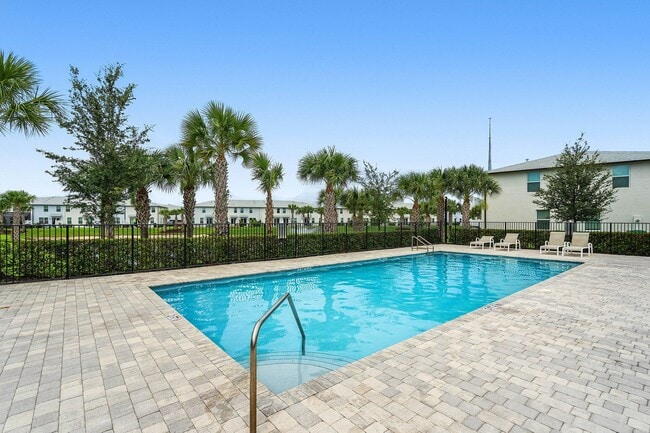 Building Photo - 5623 Enclave Dr