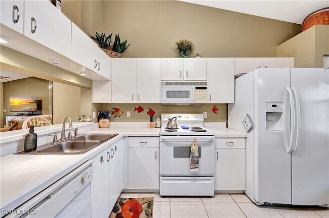 Building Photo - 6496 Huntington Lakes Cir