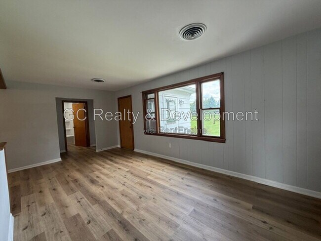 Building Photo - 33W249 Butterfield Rd