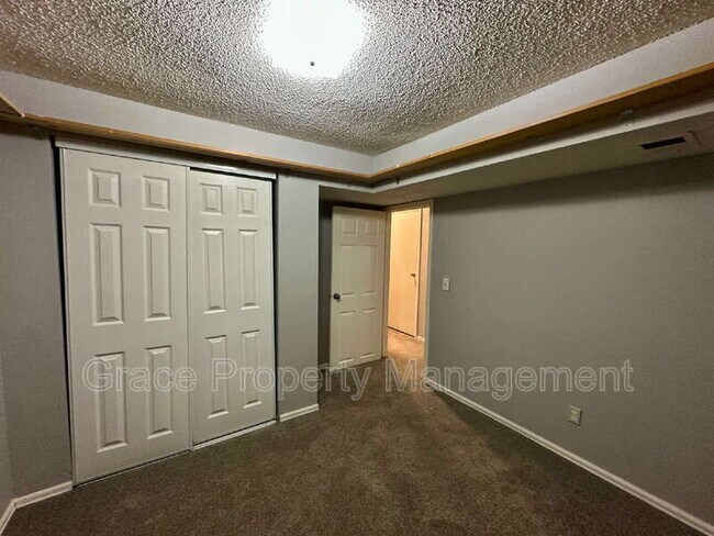 Building Photo - 15941 E Princeton Ave