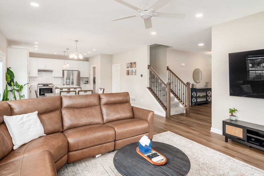 Building Photo - 6965 Turnstone Lp