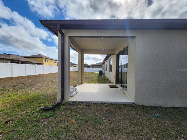 Building Photo - 15734 Stone House Dr