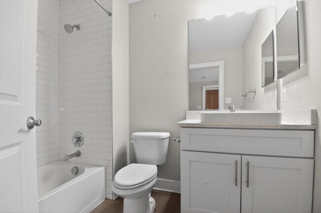 Building Photo - 2179 Half Moon Pl NE