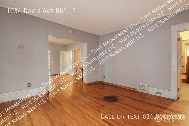 Building Photo - 1034 Davis Ave NW