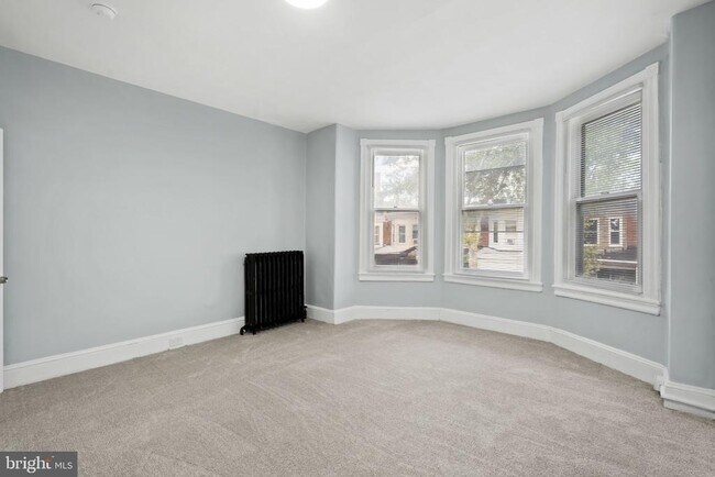 Building Photo - 4122 N 7th St