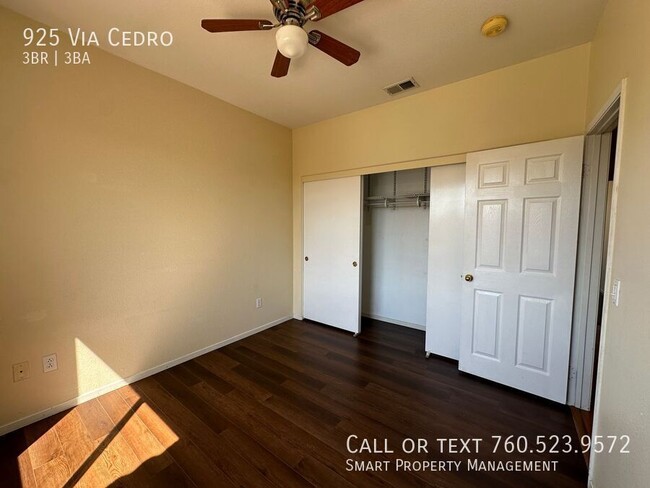 Building Photo - Beautiful Chula Vista 3bed+1 Loft, 2.5 bat...