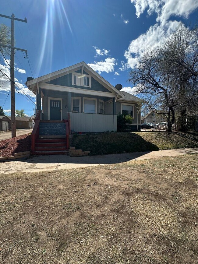 Building Photo - EHN720