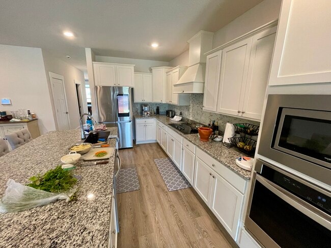 Building Photo - 3533 Sailfish Dr