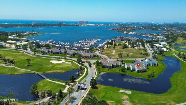 Building Photo - 4725 Bay Point Rd