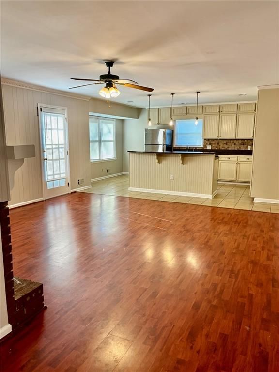 Building Photo - 150 Thompson Pl