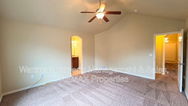 Building Photo - 907 Salmon Pond Way