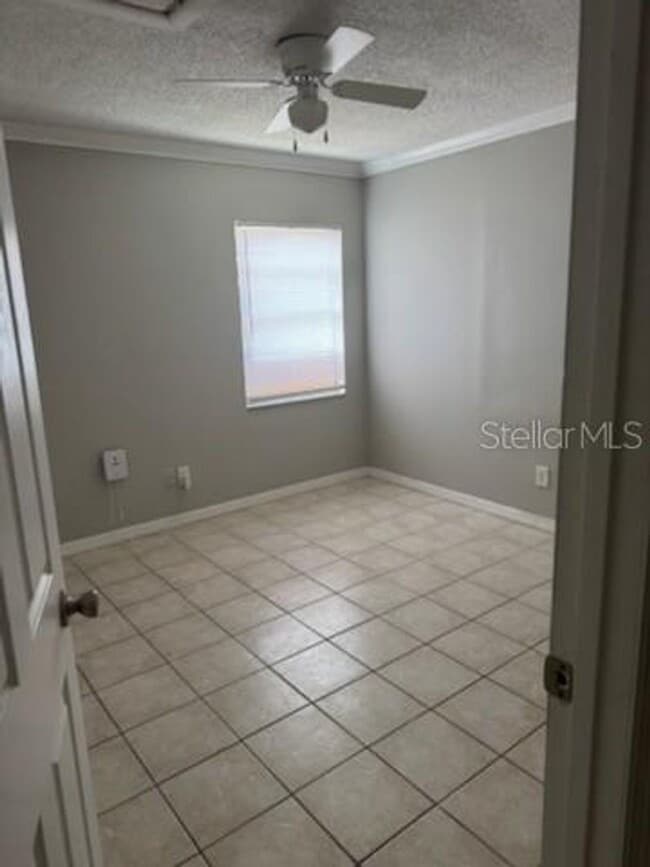 Building Photo - Kissimmee Home
