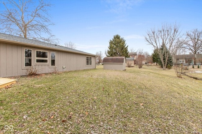 Building Photo - 707 Daffon Dr