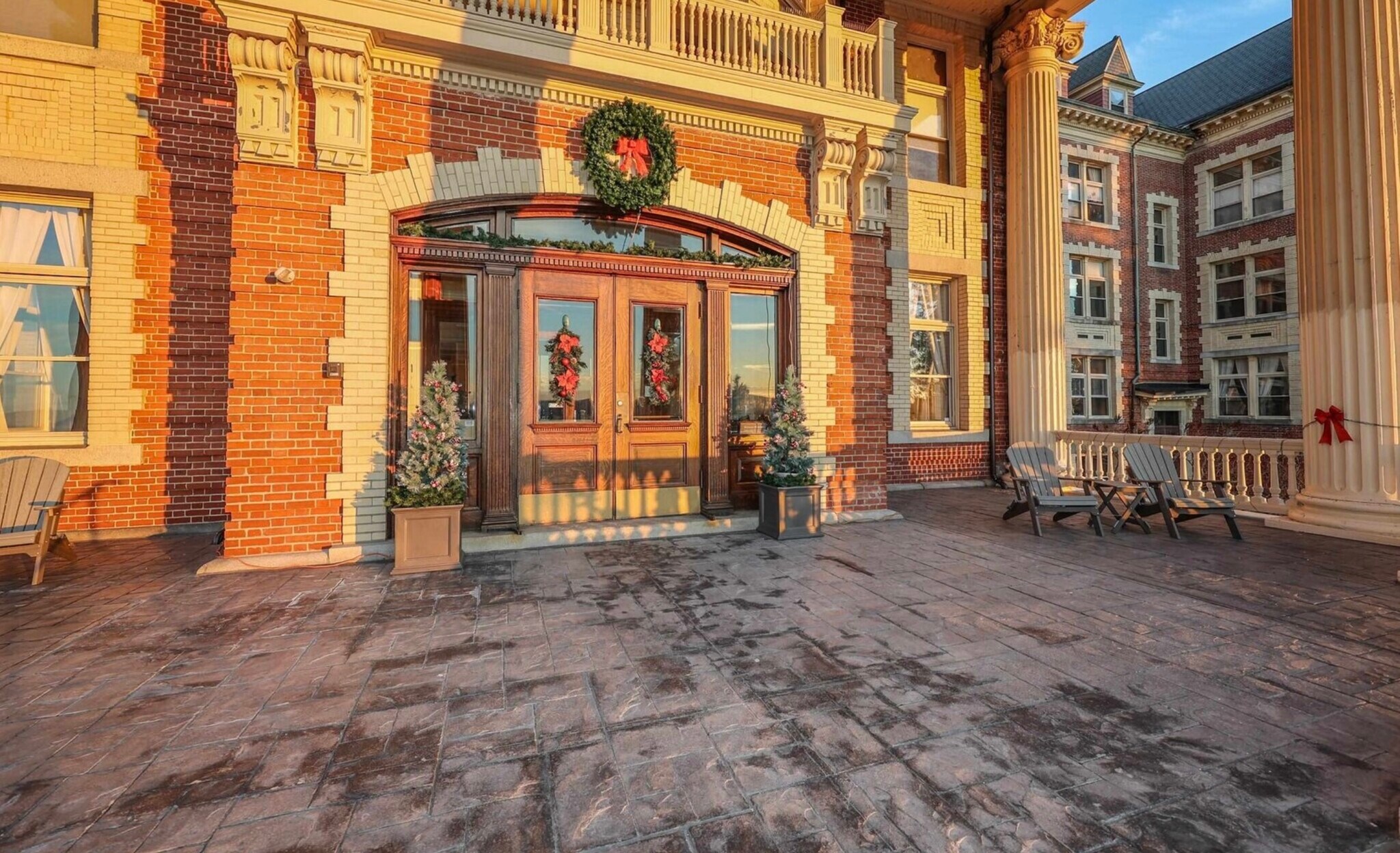 Front Entrance - 15 Mount Saint Marys Way