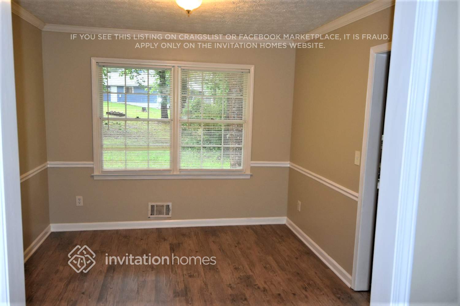 Building Photo - 3833 Seton Hall Dr