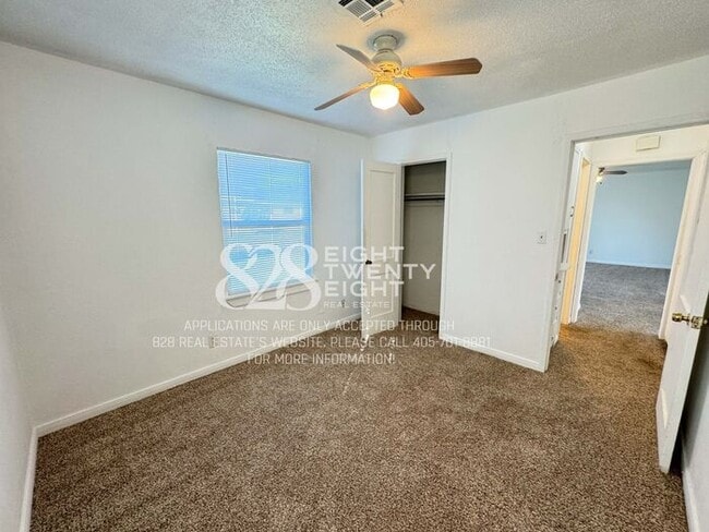 Building Photo - Cute 2 Bed/1 Bath Single Family Home in De...