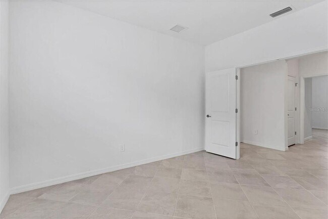 Building Photo - 19075 Cabernet Ct