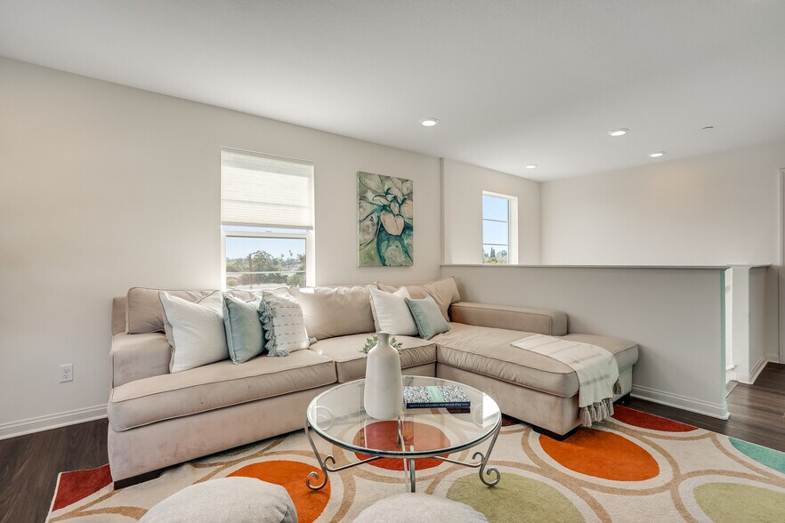 Building Photo - 8621 Lake Ashmere Dr