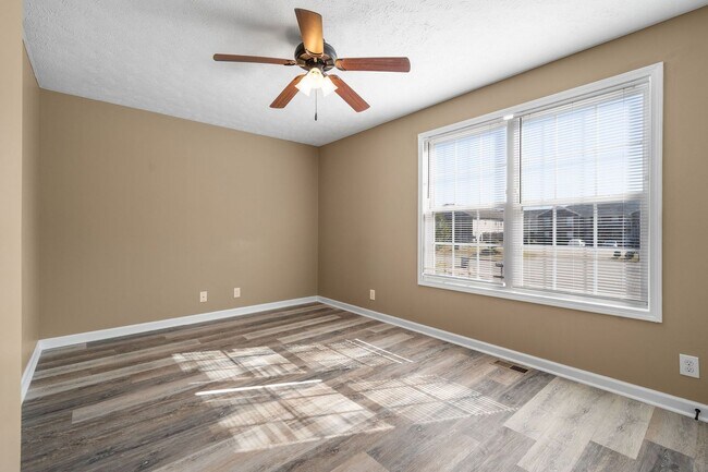 Building Photo - 309 Rowand Ct