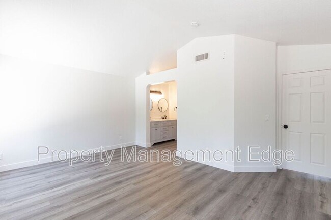 Building Photo - 24078 Whistling Swan Rd