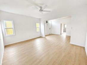 Building Photo - 1274 N Wilton Place