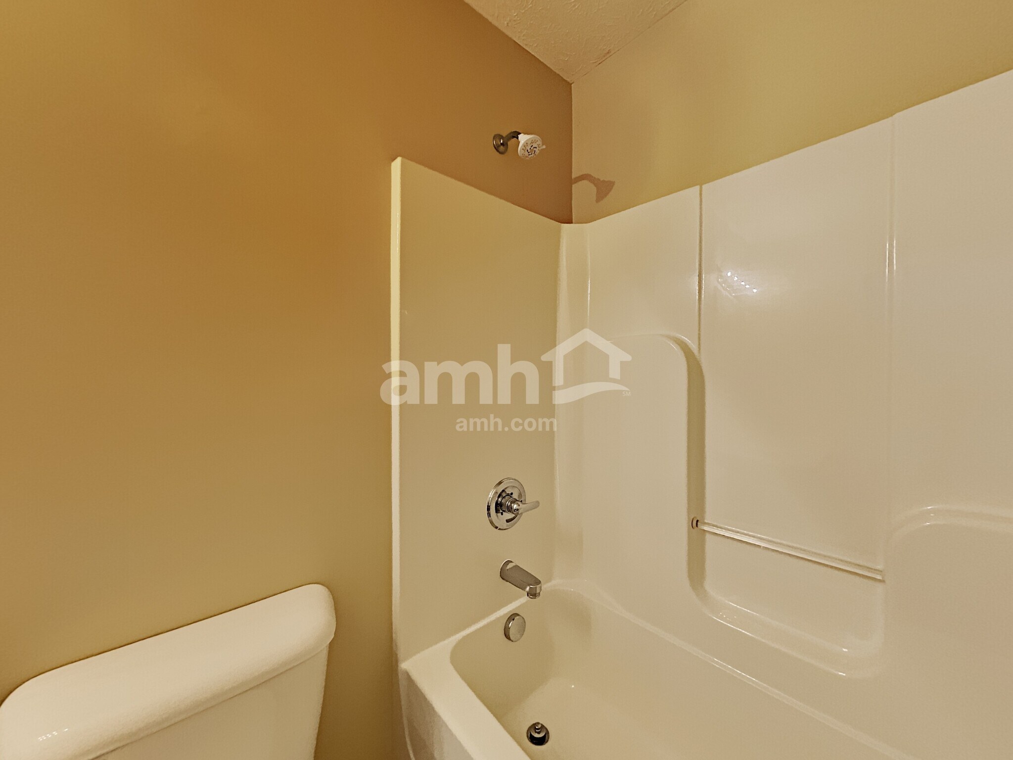 Building Photo - 673 Smoky Mountains Dr