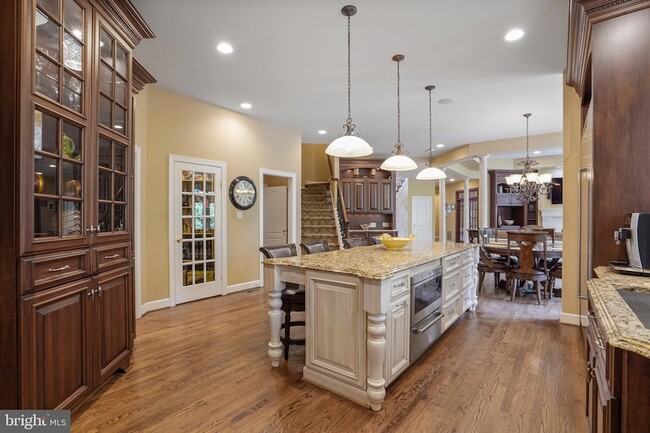 Building Photo - 9864 Walker Glen Ct