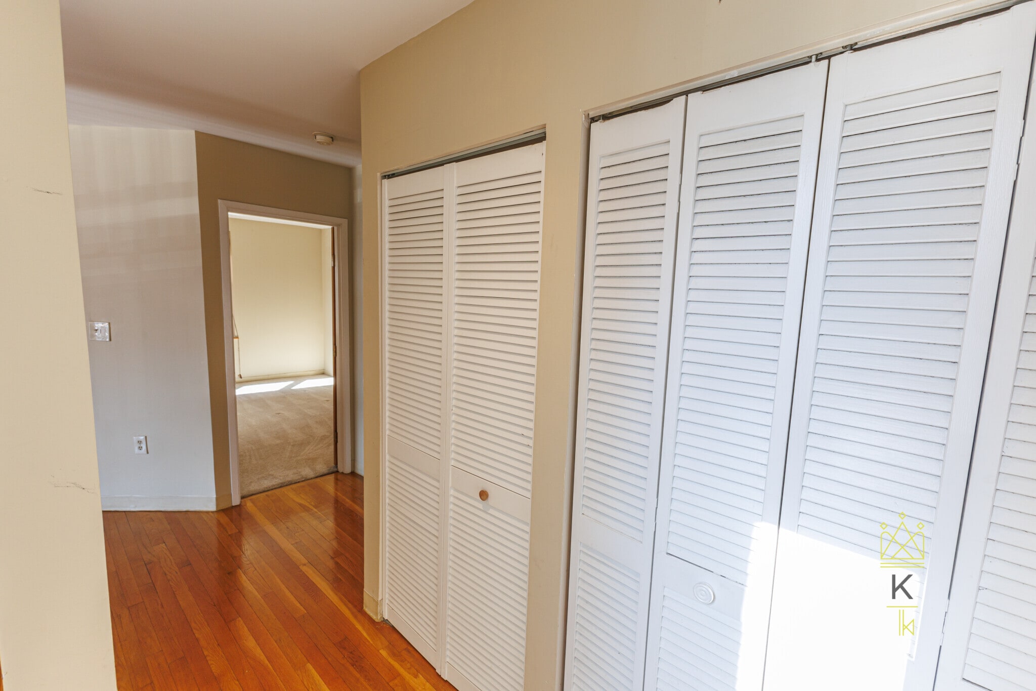 Building Photo - 96 Gainsborough St