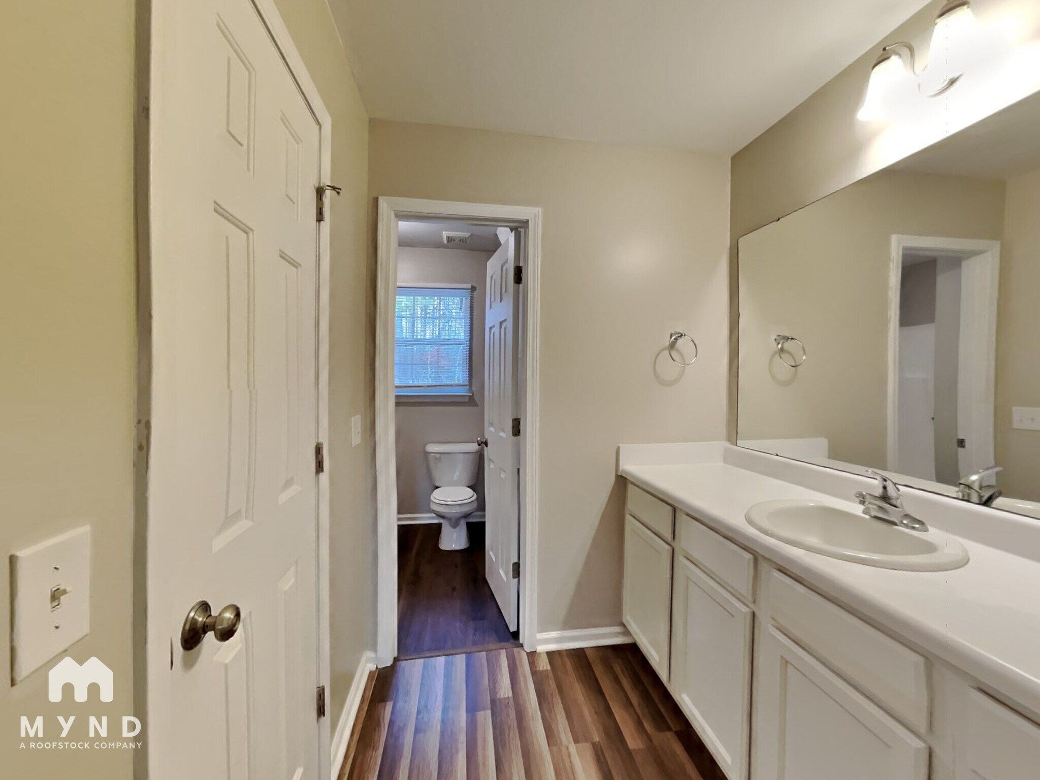 Building Photo - 466 Barewood Dr