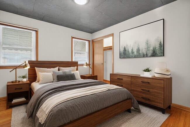 Building Photo - 6408 W Raven St