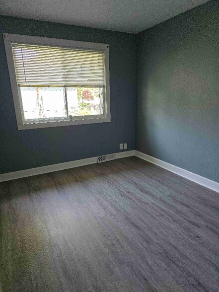 Building Photo - 205 Meade St