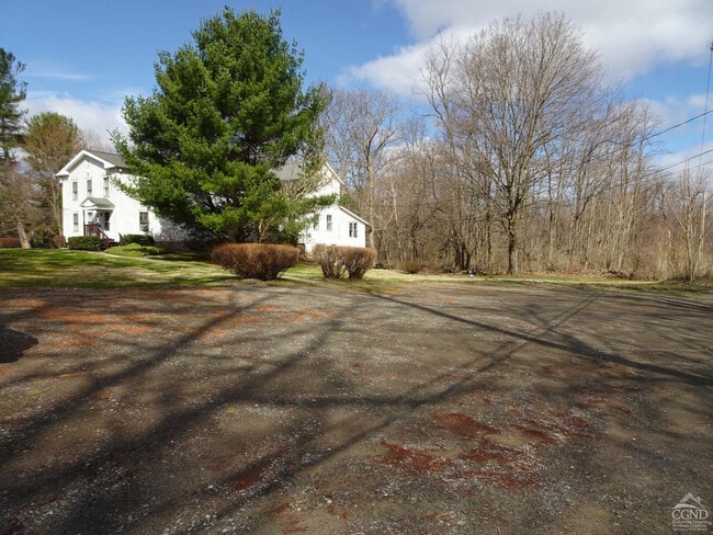 Building Photo - 167 NY-23