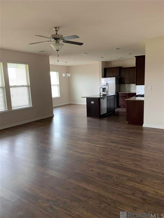 Building Photo - 17609 Eagles Perch Dr