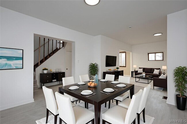 Building Photo - 609 22nd St