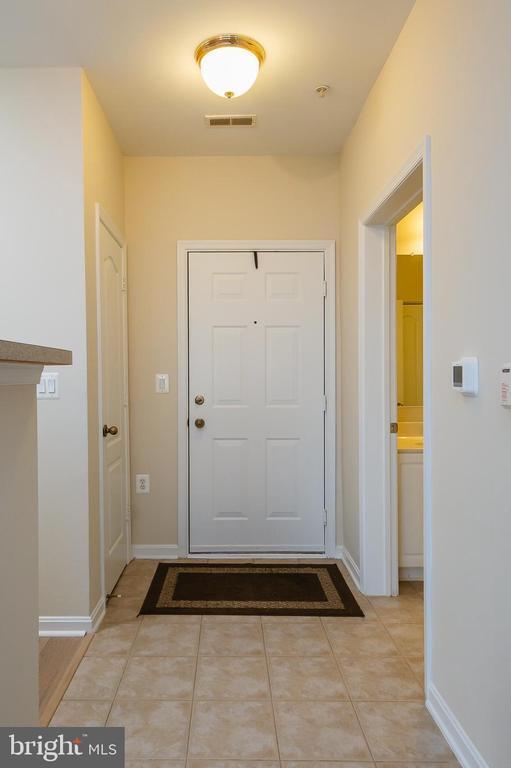 Primary Photo - 400 Symphony Cir