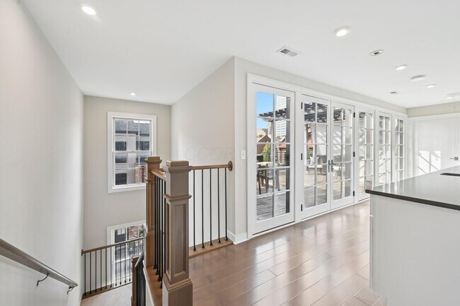 Building Photo - 100 Normandy Ave