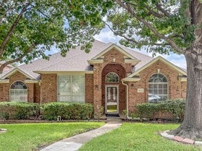 Building Photo - 9612 Cliffside Dr