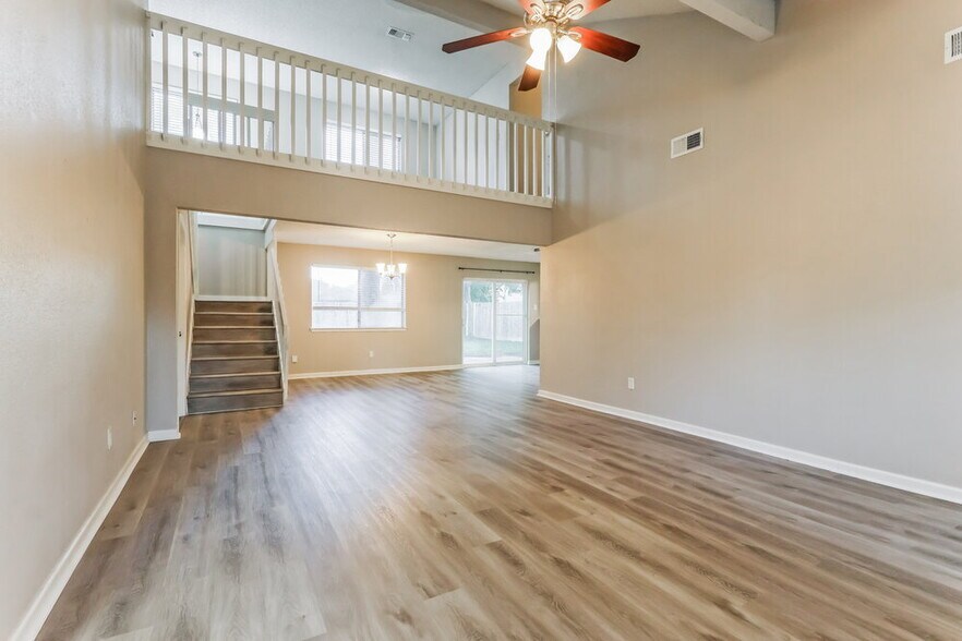 Building Photo - 4310 Shalom Creek Ln