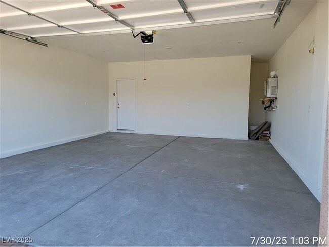 Building Photo - 2612 Tranquil Dawn St