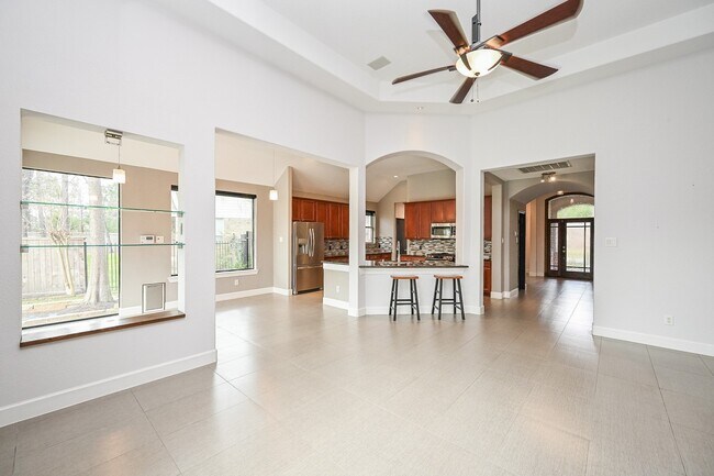 Building Photo - 146 Rocky Point Dr