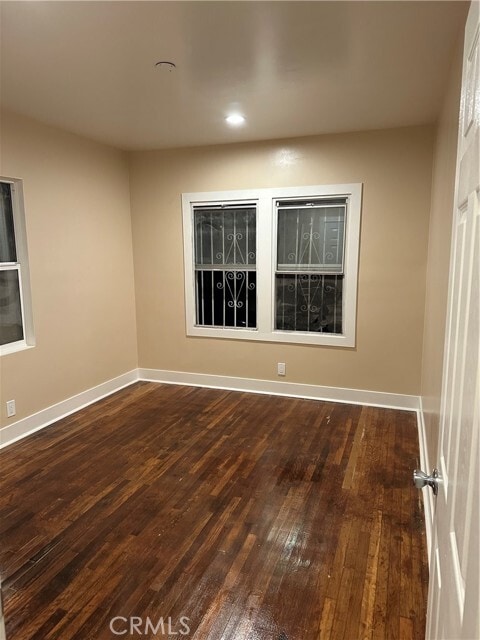 Building Photo - 5610 S St Andrews Pl