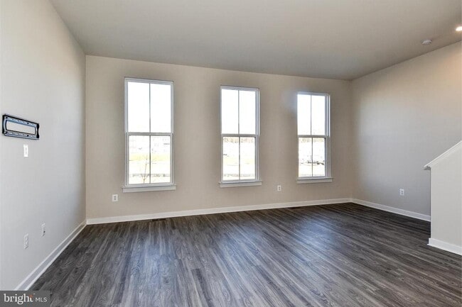 Building Photo - 1767 Hickory Wds Rd