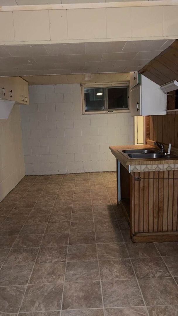 Building Photo - 12 Riverview Lane Bettendorf, IA 52722 - 4...