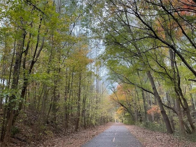 Building Photo - 4249 Tin Hare Ln