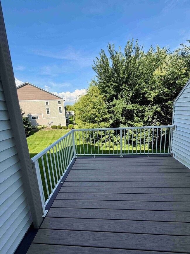 Building Photo - Savage TownHome for Rent